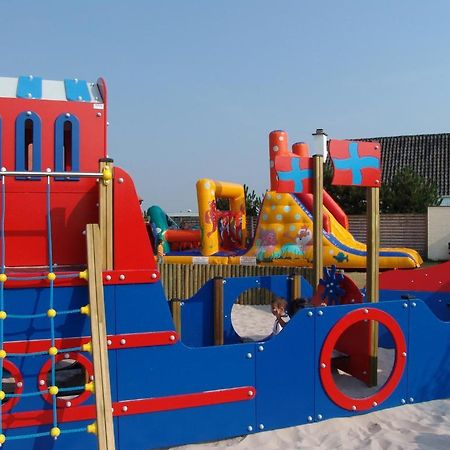 Park Kerlinga Hotel Bredene Exterior photo