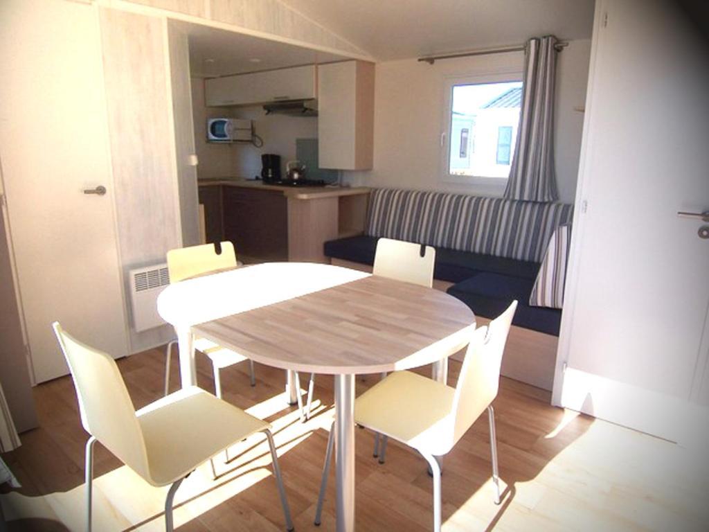 Park Kerlinga Hotel Bredene Room photo