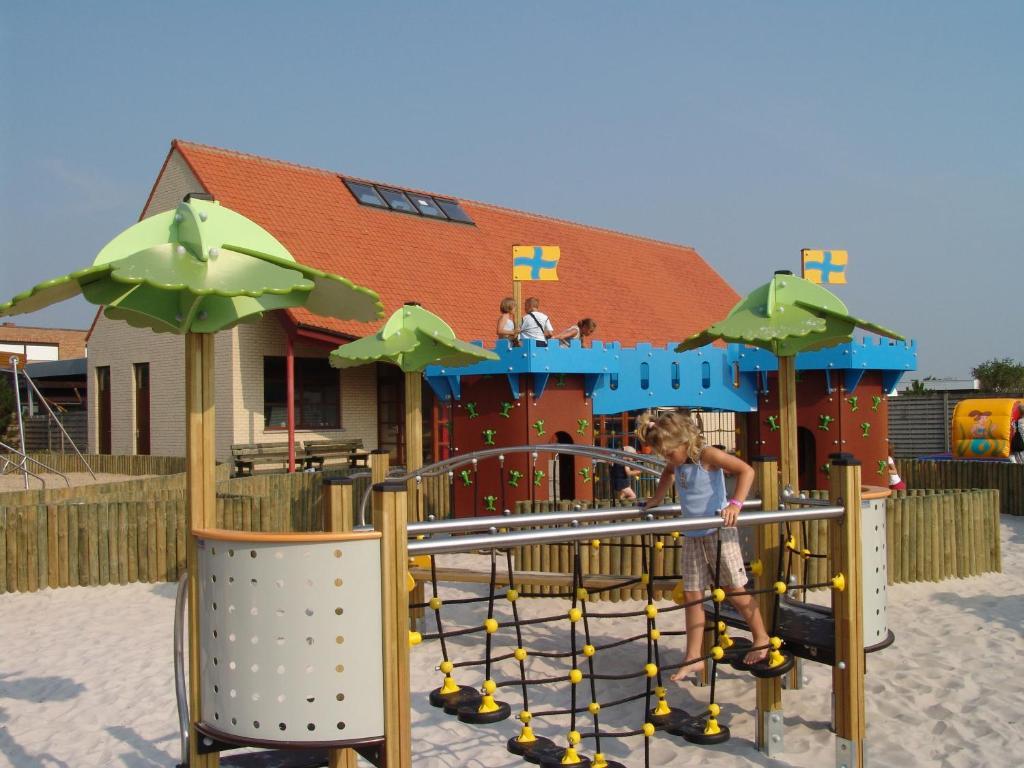 Park Kerlinga Hotel Bredene Exterior photo
